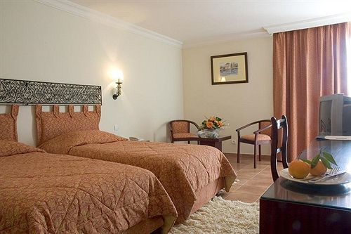 Golden Tulip Farah Khouribga Hotel Buitenkant foto